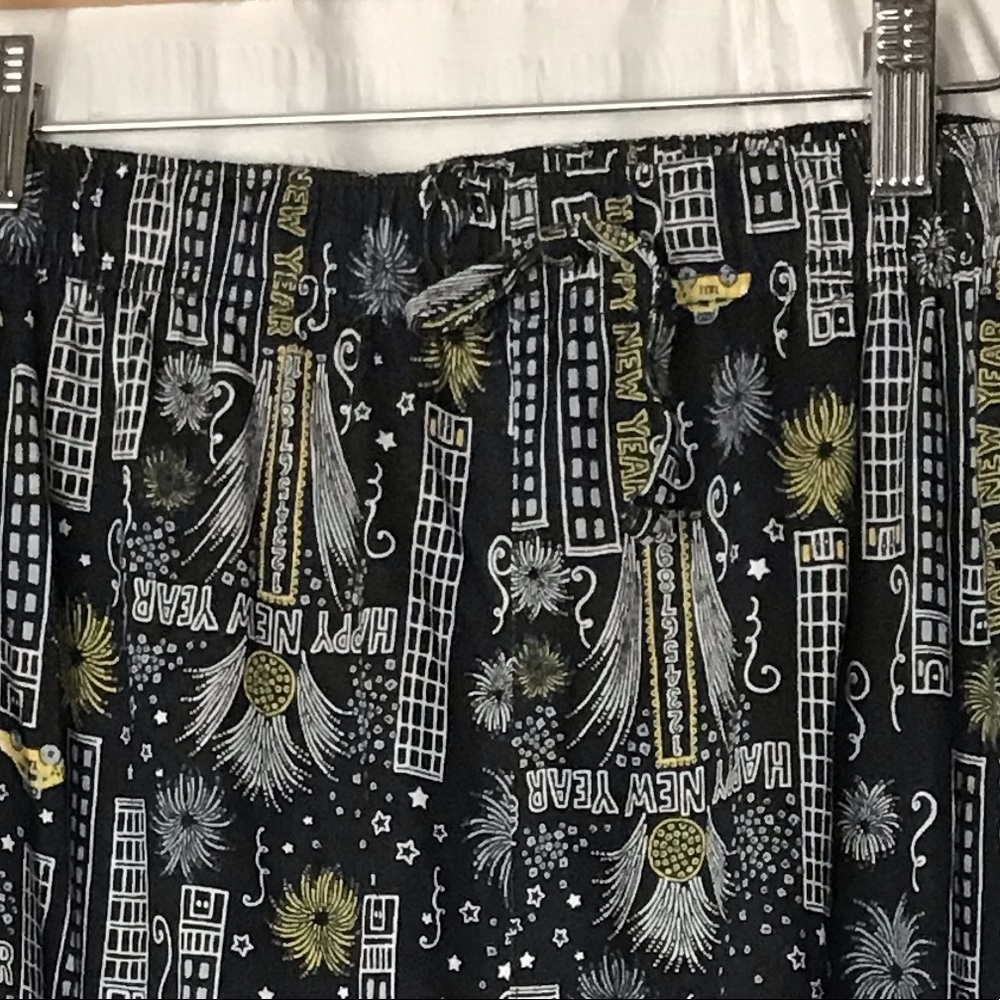 FAMILY PJS MACY’SNEW YEARS theme XL men’s - Picture 9 of 16